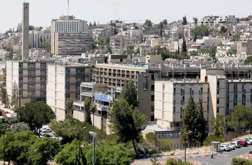 JERUSALEM’S Shaare Zedek Medical Center (photo credit: MARC ISRAEL SELLEM/THE JERUSALEM POST)