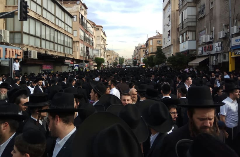 The funeral procession of Rabbi Aharon Leib Shteinman (photo credit: JEREMY SHARON)