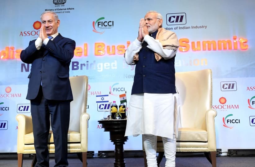 Prime Minister Benjamin Netanyahu and Prime Minister Narendra Modi at the India Israel Business Summit  (photo credit: AVI OHAYON - GPO)