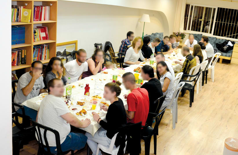 Repas de chabbat au Centre Hillel (photo credit: DR)