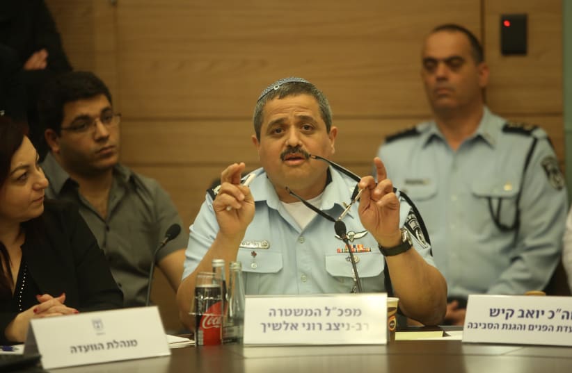 Police Commissioner Roni Alsheich speaks in Knesset (photo credit: MARC ISRAEL SELLEM/THE JERUSALEM POST)