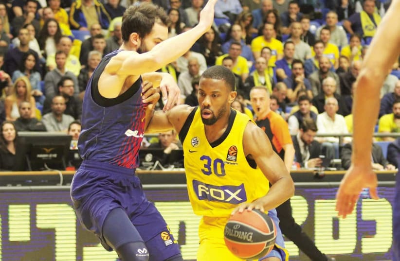 Maccabi Tel Aviv guard Norris Cole (30) will try and brush aside his recent struggles with consistency when the yellow-and-blue hosts CSKA Moscow tonight in Euroleague action at Yad Eliyahu Arena (photo credit: ADI AVISHAI)