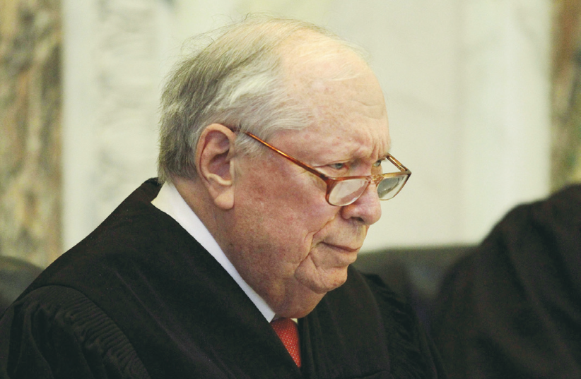 JUDGE STEPHEN REINHARDT listens to arguments during a hearing in San Francisco in 2010 (photo credit: REUTERS)