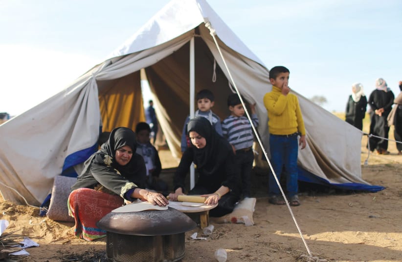 Traditional Arab tent  (photo credit: REUTERS)