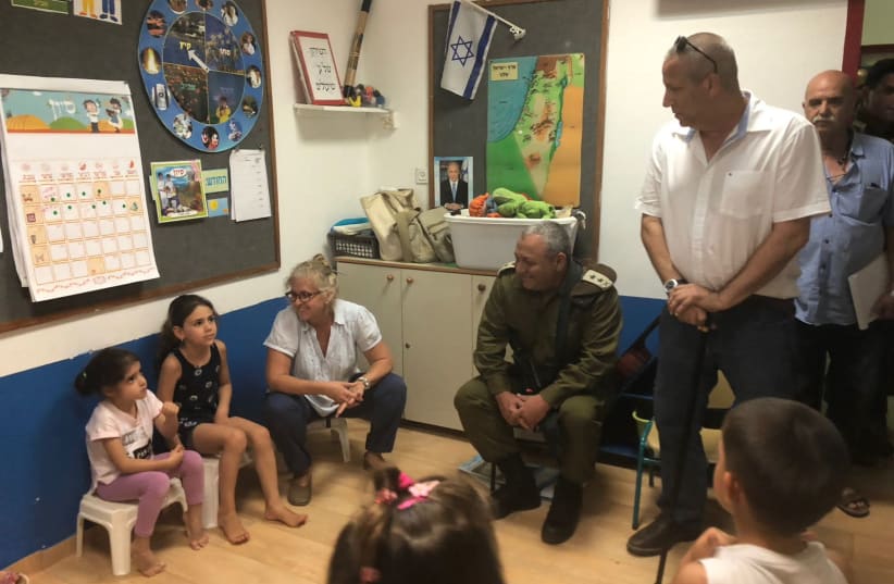 IDF Chief of Staff Lt.- Gen. Gadi Eisenkot visited kindergarten in southern Israel (photo credit: ESHKOL REGIONAL COUNCIL)