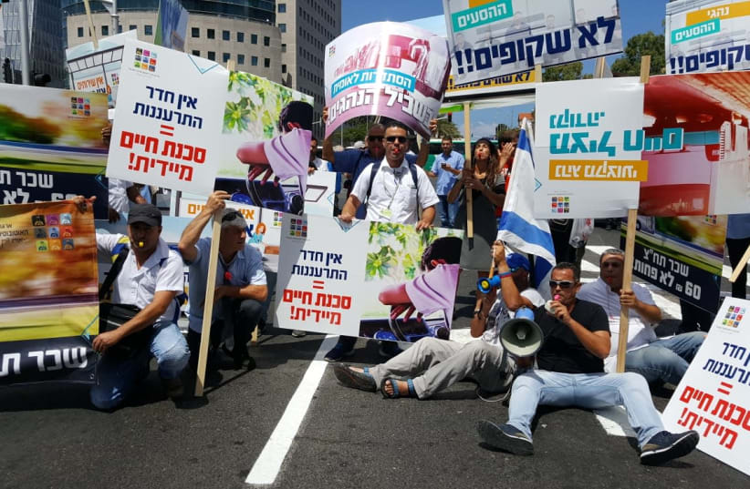 Bus drivers protest in Tel Aviv (photo credit: BUS DRIVER'S UNION)