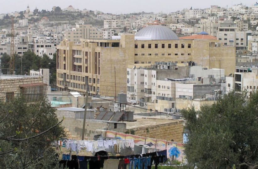 Downtown Hebron (photo credit: Wikimedia Commons)