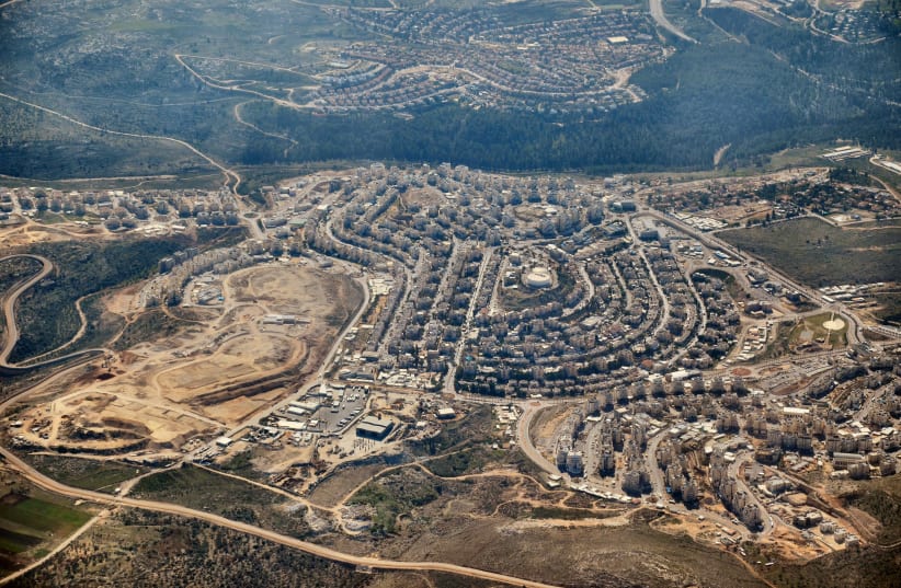 An arial view of the West Bank settlement Modiin Illit (photo credit: DVIRRAZ/WIKIMEDIA COMMONS)