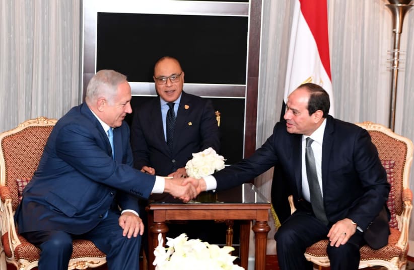 Prime Minister Benjamin Netanyahu met with the Egyptian President Abdel Fattah al-Sisi in New York  (photo credit: AVI OHAYON - GPO)