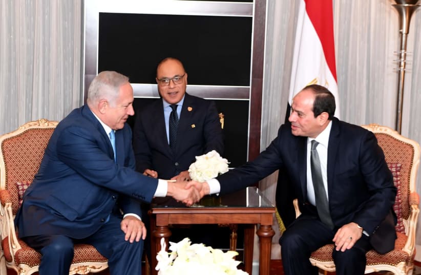 Egyptian President Abdel Fatah al-Sisi meets with Prime Minister Benjamin Netanyahu, September 26, 2018 (photo credit: GPO)