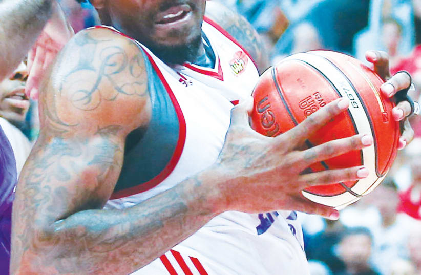 AMAR’E Stoudemire, the 33-year-old six-time NBA All-Star, is with Hapoel Jerusalem.  (photo credit: DANNY MARON)