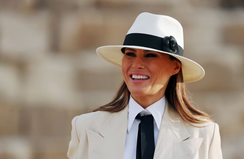 U.S. first lady Melania Trump visits the Pyramids in Cairo, Egypt, October 6, 2018.  (photo credit: CARLO ALLEGRI/REUTERS)