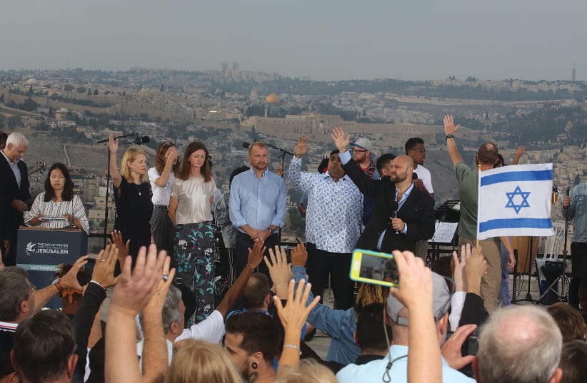 Jews and Christians from over 30 countries gather at the Haas Promenade in Jerusalem at an event organize by Eagles Wings (photo credit: MARC ISRAEL SELLEM/THE JERUSALEM POST)