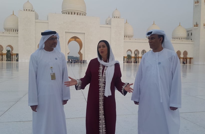 Miri Regev (C) visits Abu Dhabi's Sheikh Zayed Grand Mosque, October 29, 2018 (photo credit: Courtesy)