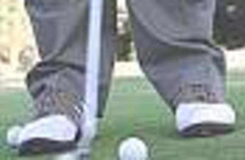 golf feet 88 (photo credit: )