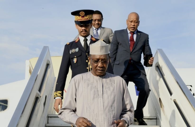 Chad's President Idriss Déby arrives at Ben-Gurion Airport on Sunday, November 25, 2018 (photo credit: AVI HAYOUN)