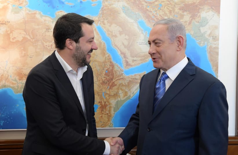 Prime Minister Benjamin Netanyahu meets with Italian Deputy Premier and Interior Minister Matteo Salvini, December 12, 2018 (photo credit: AMOS BEN-GERSHOM/GPO)