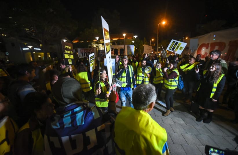 "Yellow vest" protests in Tel Aviv.  (photo credit: KOBI RICHTER/TPS)