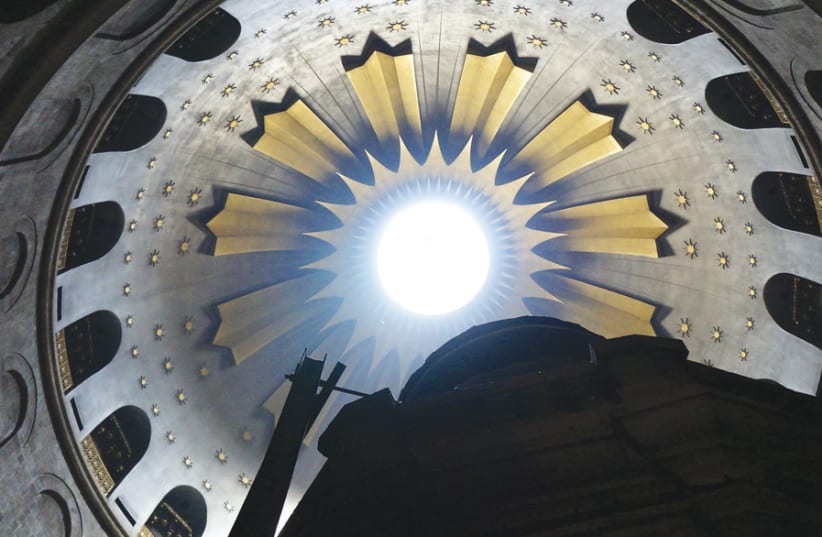 Inside the Church of the Holy Sepulchre (photo credit: PIXABAY)