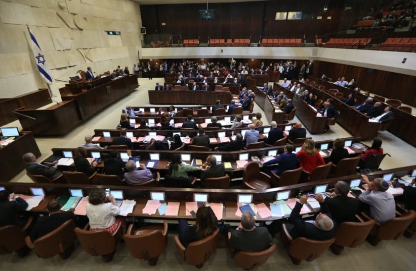 House committee approves bill to disperse the Knesset, December 26th, 2018. (photo credit: MARC ISRAEL SELLEM)