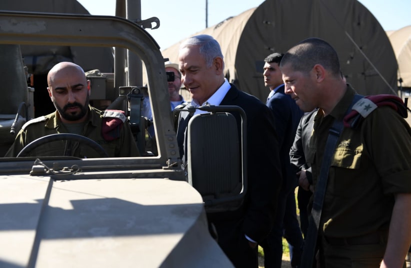 Prime Minister Benjamin Netanyahu visits Sirkin Base (photo credit: ARIEL HERMONI / DEFENSE MINISTRY)