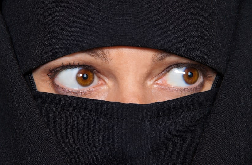 Muslim woman in a burka.  (photo credit: INGIMAGE)