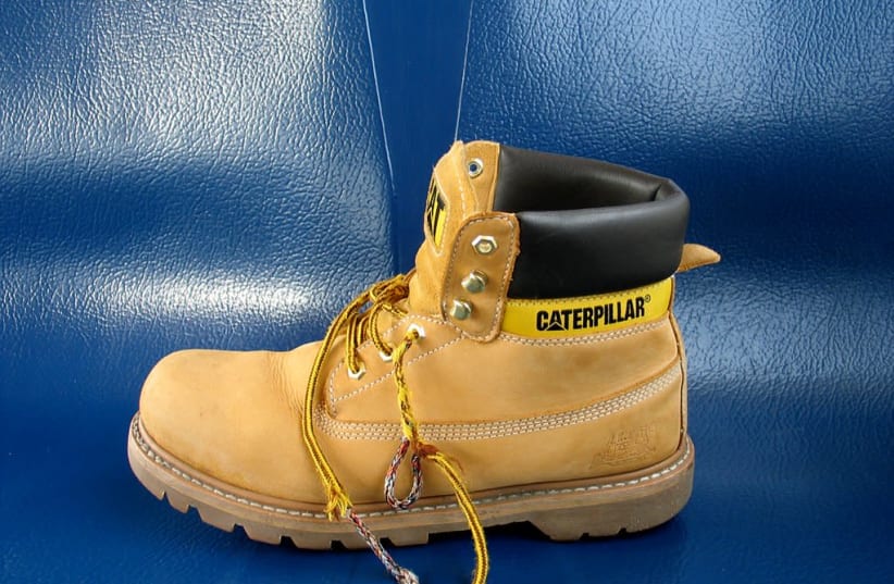 Caterpillar boots [Illustration] (photo credit: OSVALDO GAGO/WIKIMEDIA COMMONS)
