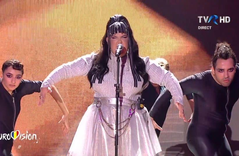 Netta Barzilai performs at the Romanian Eurovision selection finale on Sunday night (photo credit: SCREENSHOT/TVR)