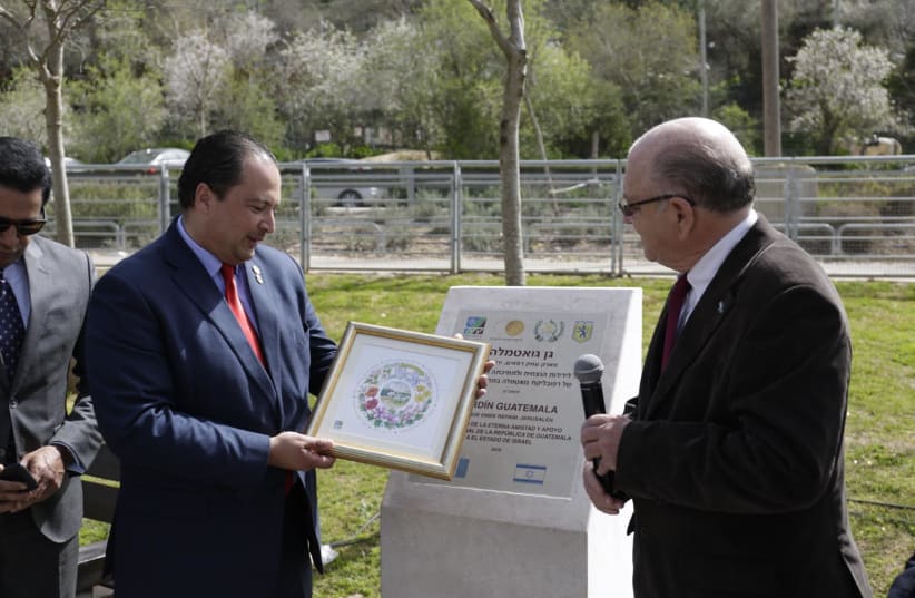 KKL-JNF Vice Chairman Hernán Felman with Ambassador Búcaro at unveiling of the new playground (photo credit: Courtesy)