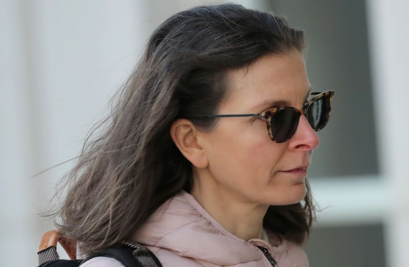 Clare Bronfman, an heiress of the Seagram's liquor empire, arrives at the Brooklyn Federal Courthouse, for her trail regarding sex trafficking and racketeering related to the Nxivm cult in the Brooklyn borough of New York, U.S., January 9, 2019. (photo credit: BRENDAN MCDERMID/REUTERS)
