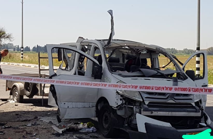 The vehicle that sustained a direct hit from a rocket near Yad Mordechai (photo credit: POLICE SPOKESPERSON'S UNIT)