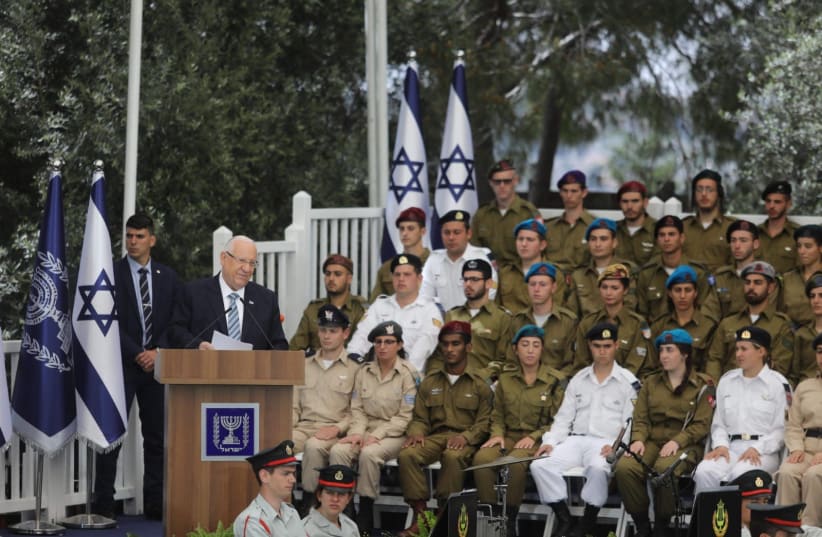 President Rivlin at the traditional Independence Day ceremony honoring outstanding soldiers (photo credit: MARC ISRAEL SELLEM)