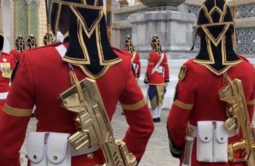 Israeli Tavor-21 assault rifles spotted at Thailand's Royal Coronation ...