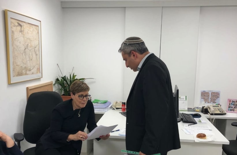 Minister Elkin presenting the candidacy of Mataniah Engelman to the Knesset Secretariat. (photo credit: MAARIV)