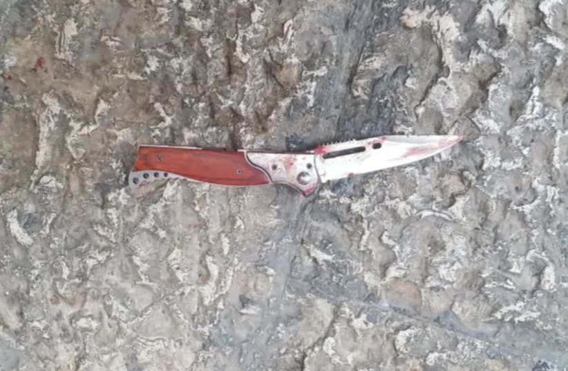 Knife found at the scene of a stabbing attack in Jerusalem (May, 31 2019) (photo credit: ISRAEL POLICE)