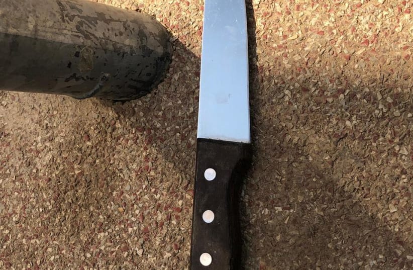 Knife found by police on the body of 17-year-old Palestinian from Hebron  (photo credit: POLICE SPOKESPERSON'S UNIT)