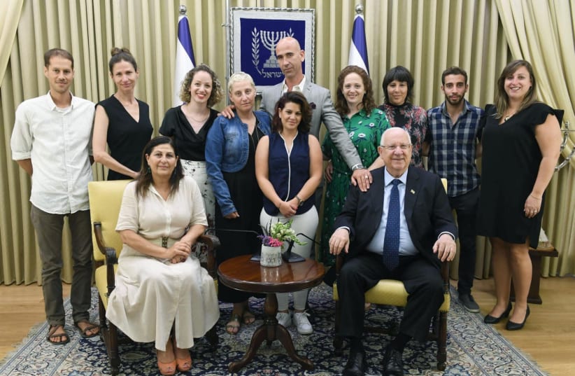 President Rivlin meets with young people from the Stop-Cancer community to mark the first awareness week for young cancer patients (photo credit: MARK NEIMAN - GPO)