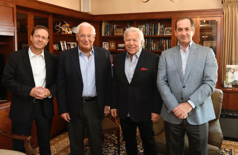 From left to right: Jewish Agency Chairman Isaac Herzog, US Ambassador David Friedman, Genesis Prize Laureate Robert Kraft, and Chairman of The Genesis Prize Foundation Stan Polovets (photo credit: MATTY STERN/US EMBASSY JERUSALEM)