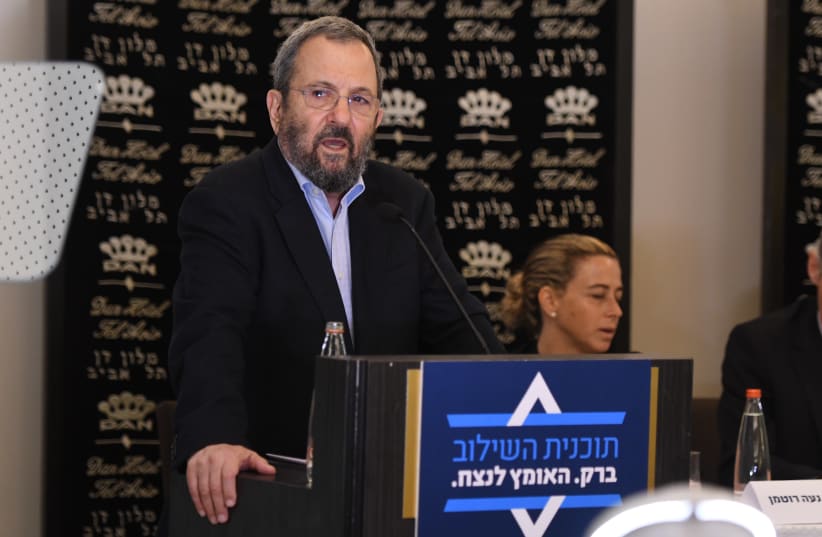 Ehud Barak speaks at a Tel Aviv press conference (photo credit: AVSHALOM SASSONI)