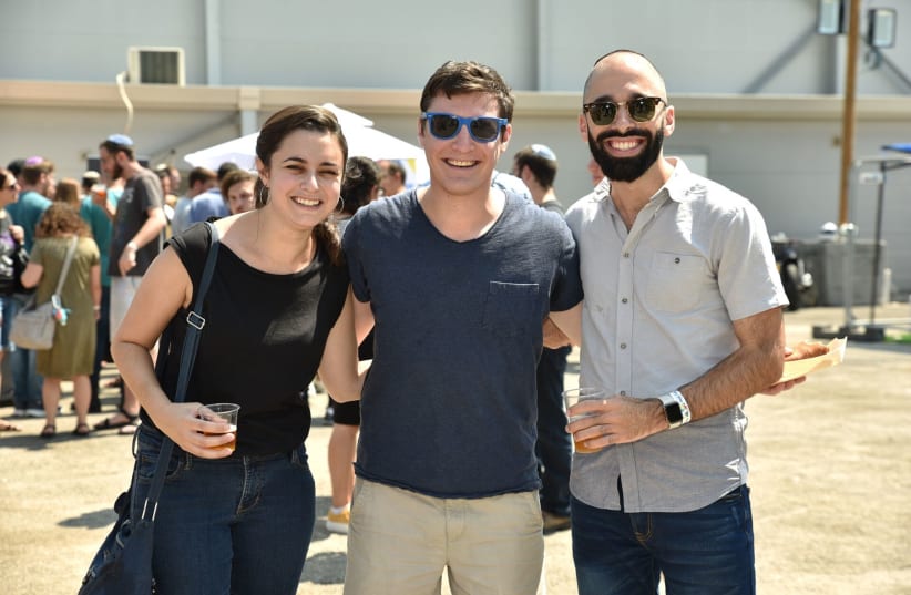 More than 1,000 young Olim gathered in Jerusalem for the Nefesh B’Nefesh end-of-summer “Block Party” event at the Tachana Rishona (First Station) in Jerusalem, September 13 (photo credit: TOMER MALICHI)