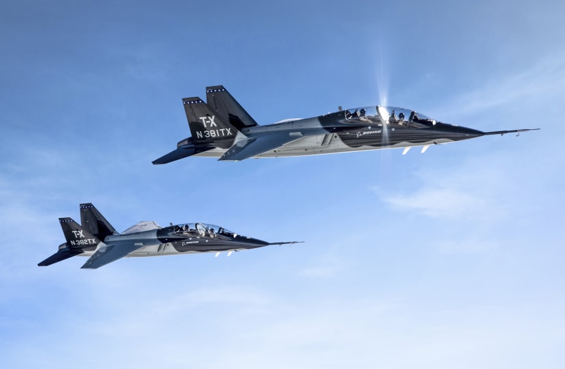 The US Air Force selected the Boeing T-X advanced pilot training system which features an all-new aircraft designed, developed and flight-tested by the team of Boeing and Saab (photo credit: JOHN PARKER/BOEING)