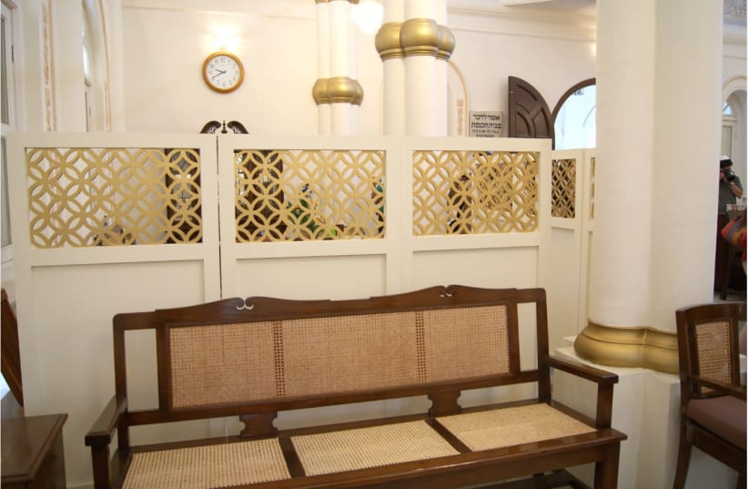 SEPARATE BUT equal? Mechitza of Chesed-El Synagogue, Singapore (photo credit: Wikimedia Commons)