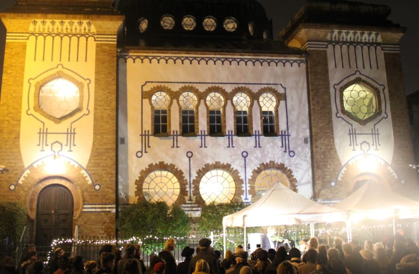 Malmo's synagogue lit up for the 81st anniversary of the Kristallnacht on November 9, 2019. (photo credit: JEWISH COMMUNITY OF MALMÖ)