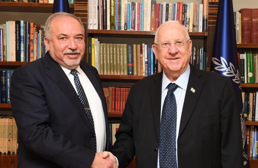 Yisrael Beteynu leader Avigdor Liberman meets with President Reuven Rivlin, November 13, 2019 (photo credit: Mark Neiman/GPO)