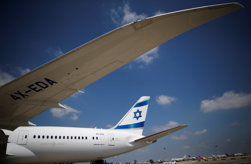 The first of Israel's El Al Airlines order of 16 Boeing 787 Dreamliner jets lands at Ben Gurion International Airport, near Tel Aviv (photo credit: AMIR COHEN/REUTERS)