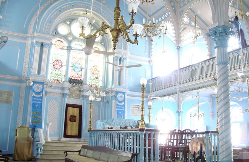 The Keneseth Eliyahoo Synagogue, Mumbai.  (photo credit: Wikimedia Commons)