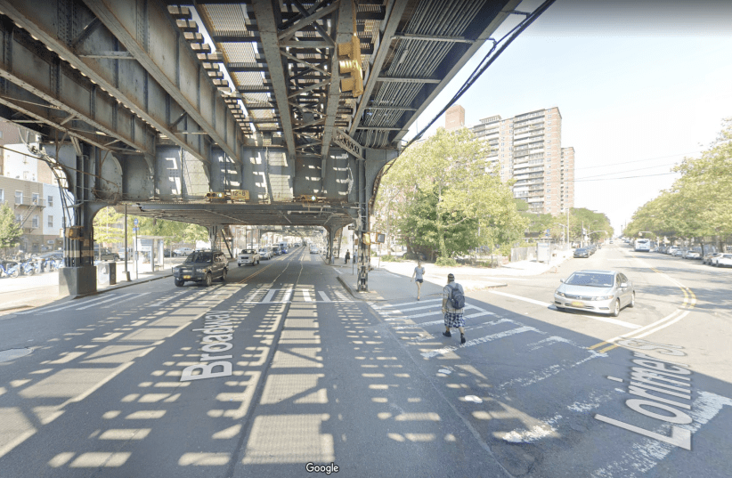 The intersection of Broadway and Lorimer Street in Brooklyn. NYPD reports that a 22 year-old Hasid was assaulted and verbally harassed by two women (photo credit: GOOGLE MAPS VIA JTA)