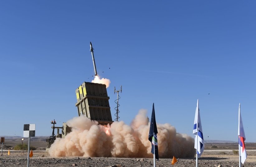 Iron Dome missile test (photo credit: DEFENSE MINISTRY)