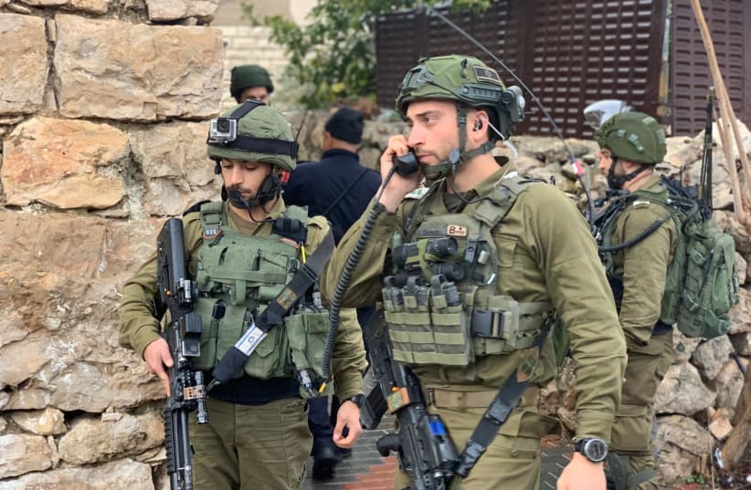 IDF soldiers respond to a stabbing attack near the Cave of the Patriarchs, January 2020. (photo credit: IDF SPOKESPERSON'S UNIT)