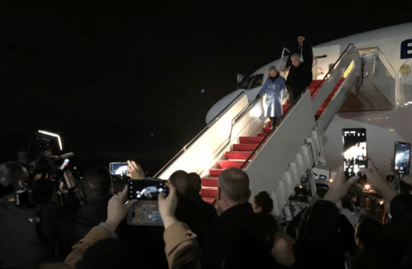 Benjamin and Sara Netanyahu land in DC on January 26, 2020. (photo credit: Lahav Harkov)